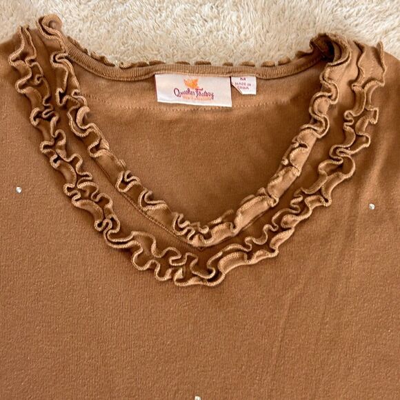 Quacker Factory Shirt Medium Tan Ruffle Edge Rhinestone Tunic Pullover 3/4 Slv - Picture 6 of 11